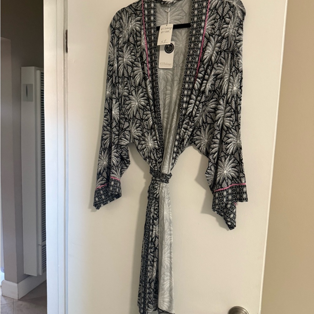P.J. Salvage Monochrome Geometric Robe